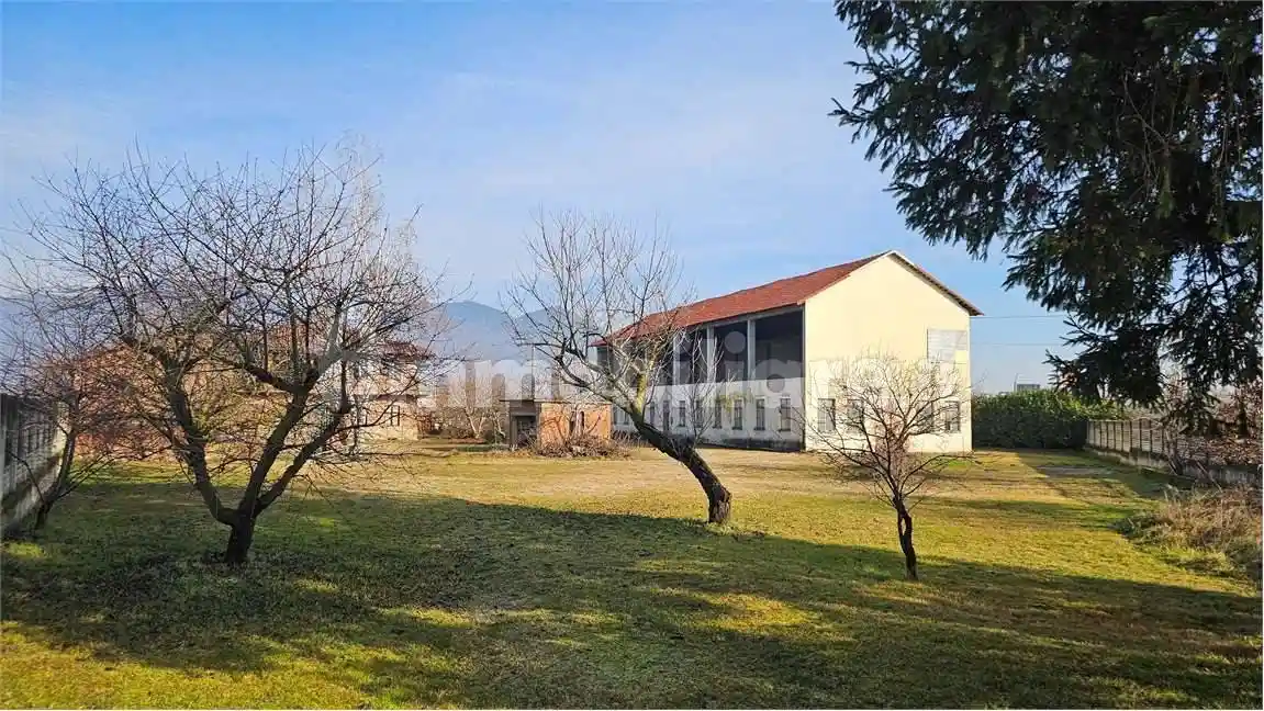 Rustico - Casale in vendita a Cumiana