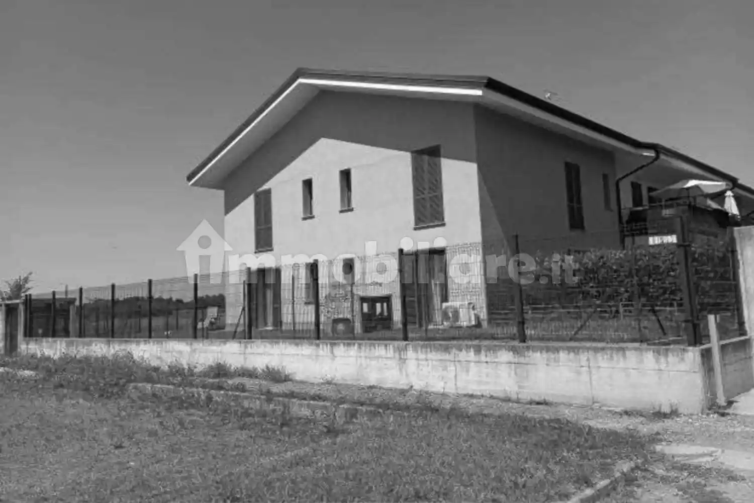 Appartamento in vendita a Robecco sul Naviglio