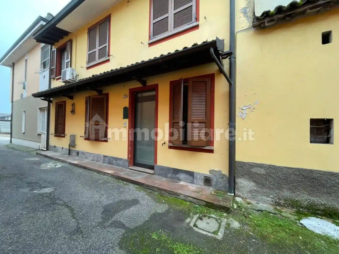 Appartamento in vendita a Crespiatica