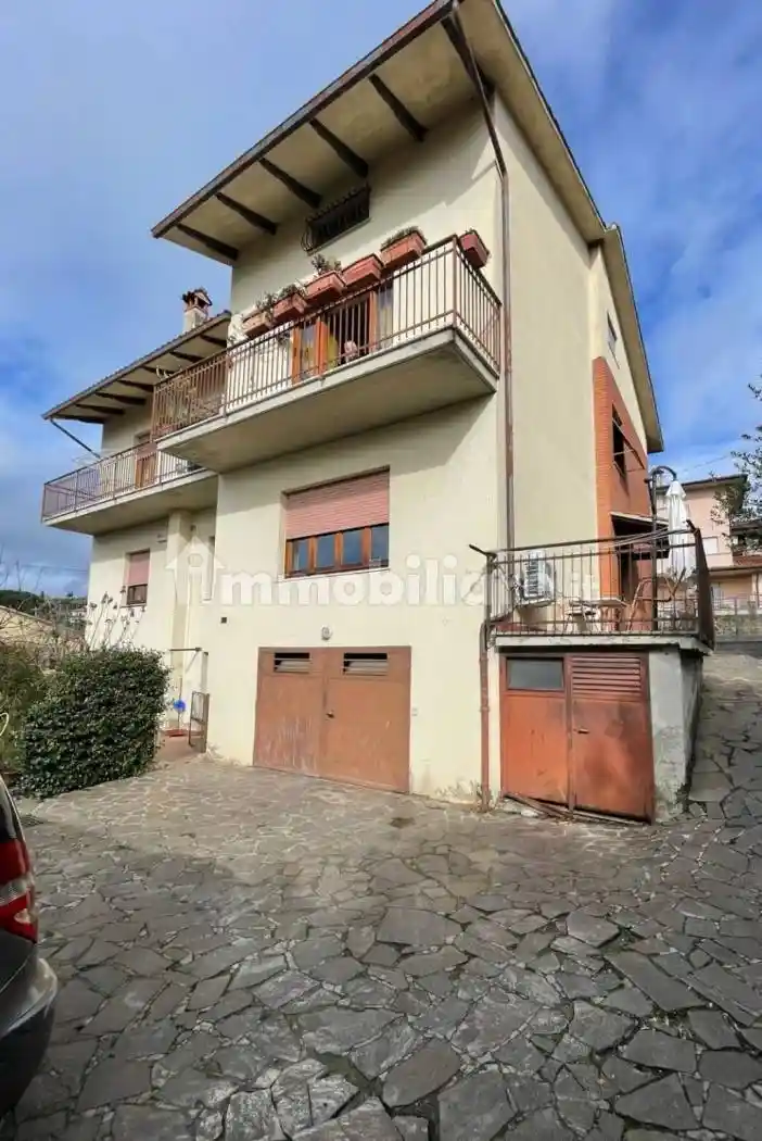 Villa in vendita a Passignano sul Trasimeno