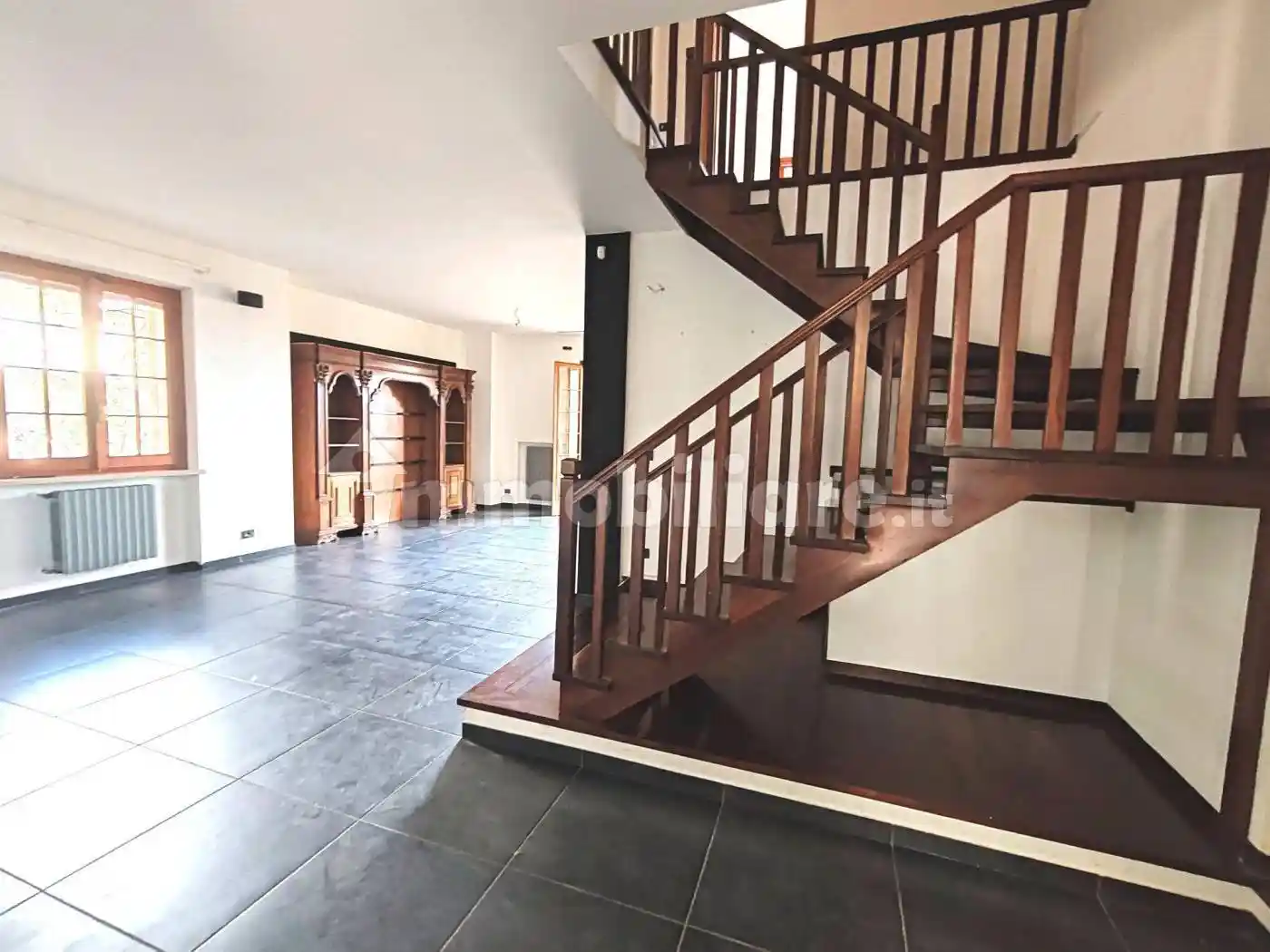 Villa in vendita a Montemarciano