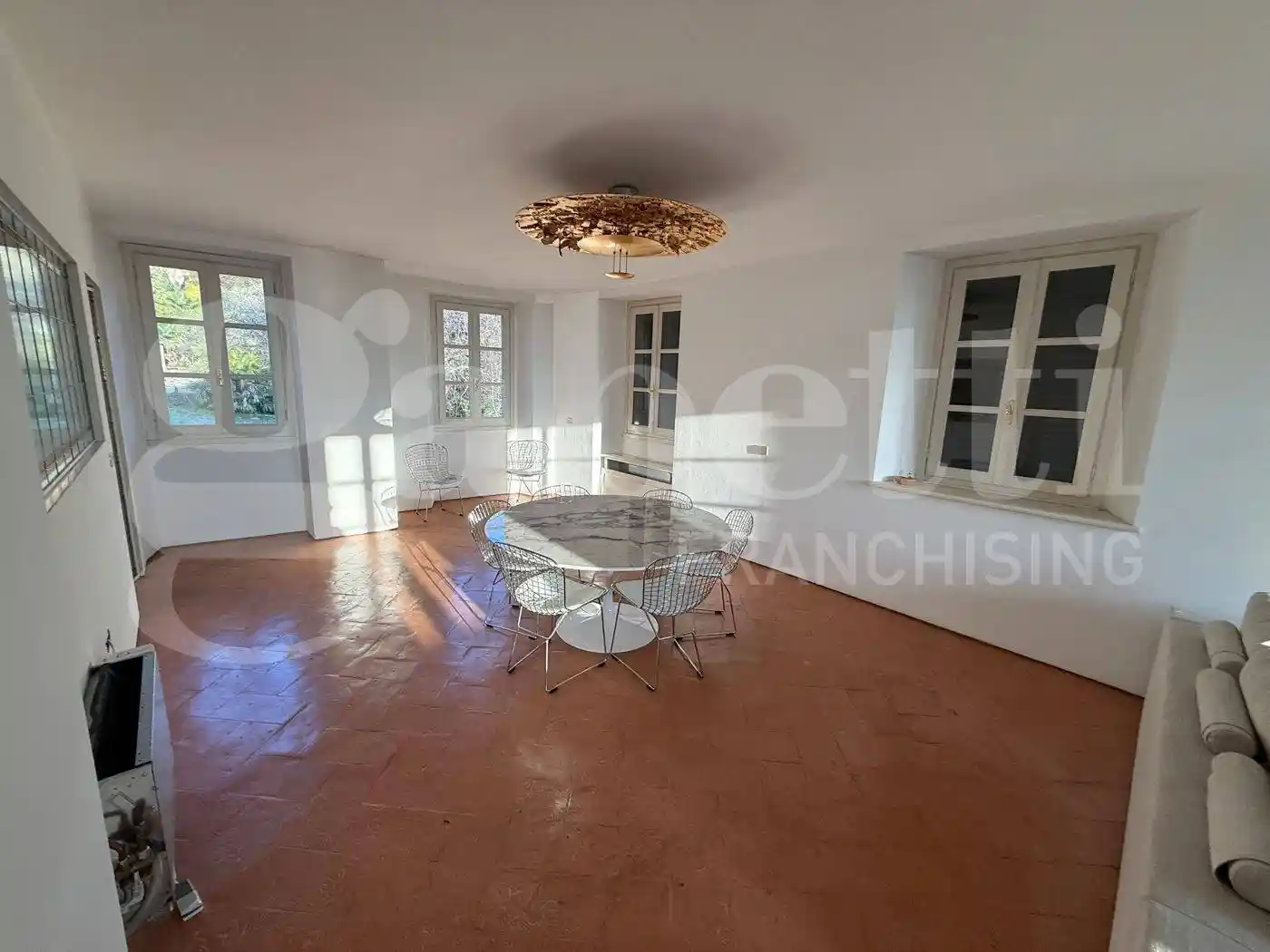 Appartamento in vendita a Erba