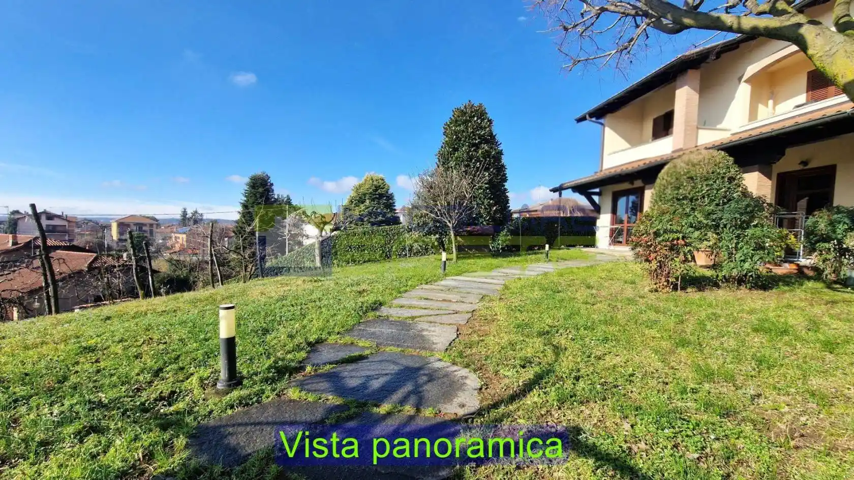 Villa in vendita a Tradate