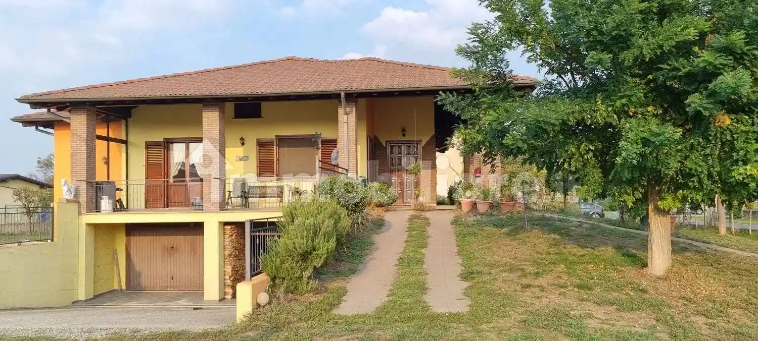 Villa in vendita a Cassolnovo