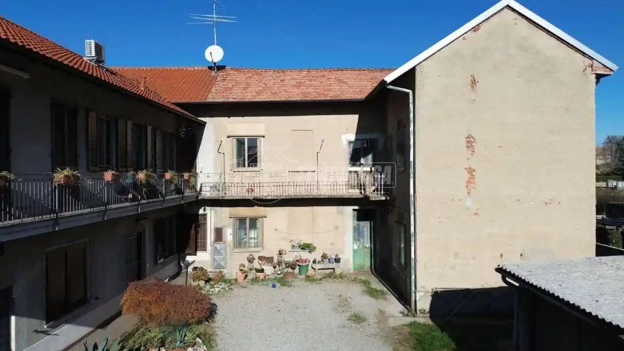 Casa indipendente in vendita a Cogliate