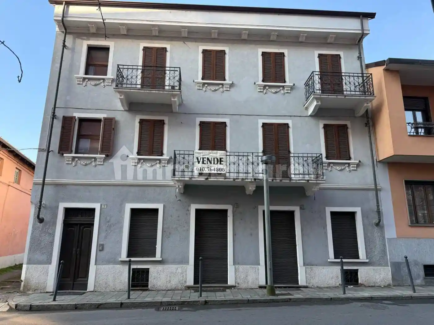 Palazzo - Edificio in vendita a Settimo Torinese