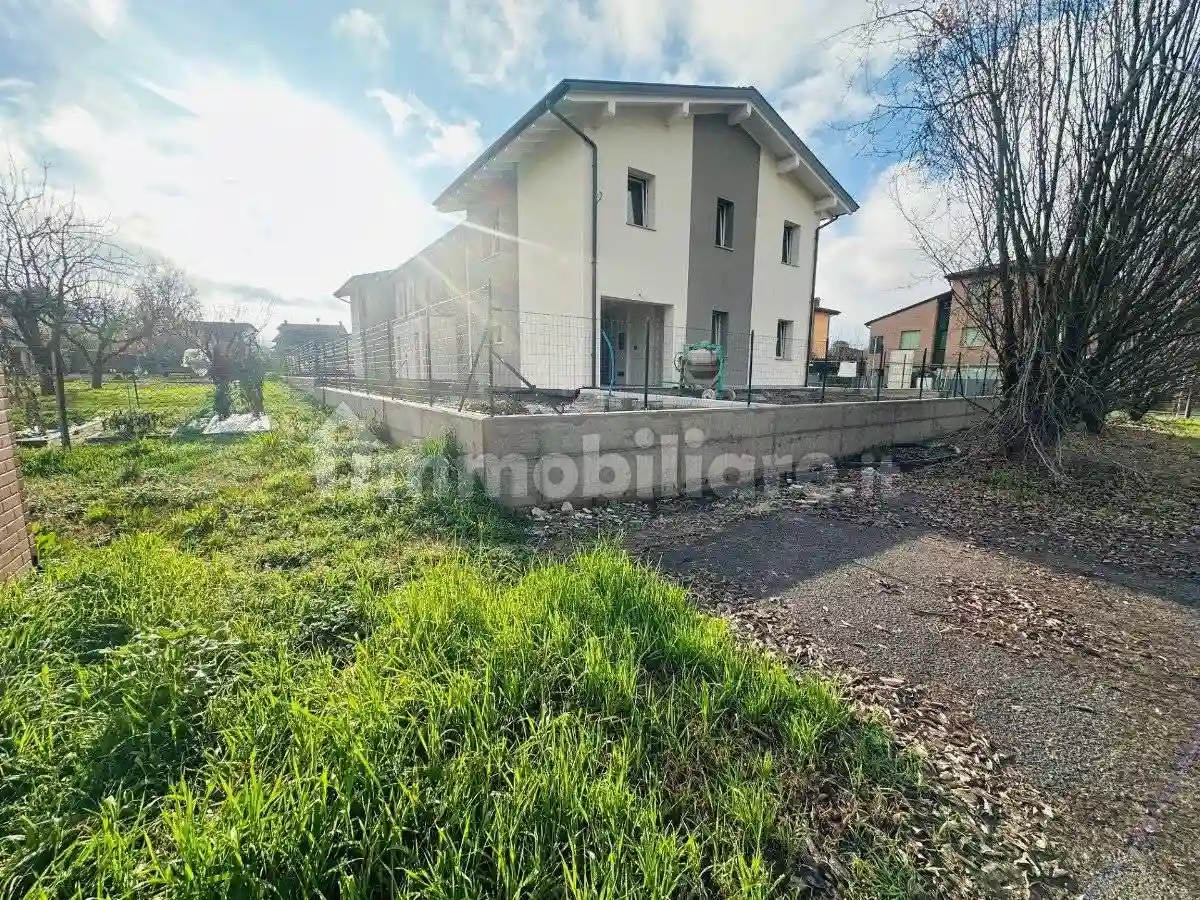 Villetta a schiera - foto 2