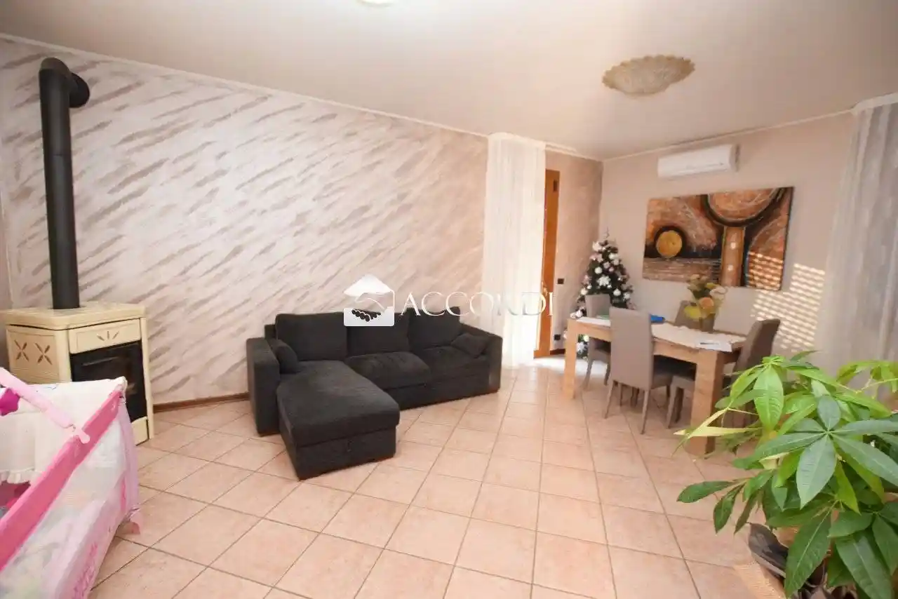 Villa in vendita a Volpago del Montello