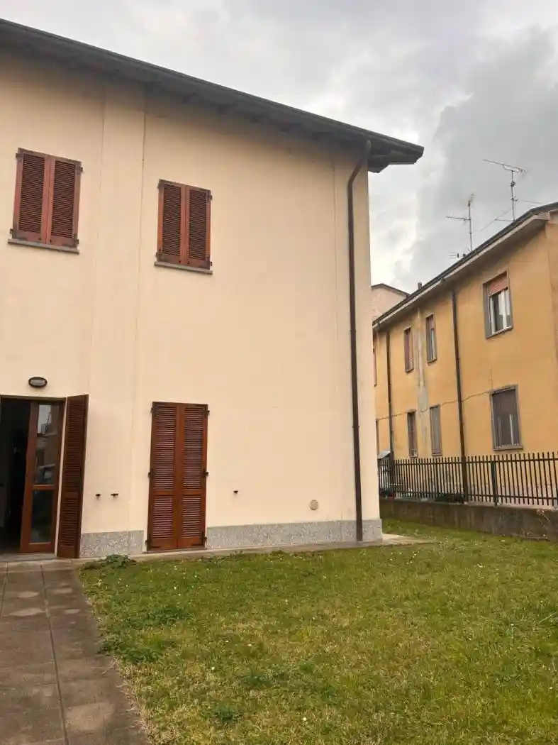 Villetta a schiera in affitto a Mezzago