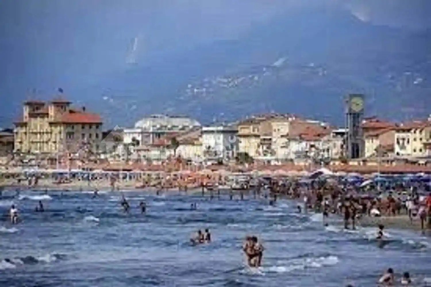 Appartamento in vendita a Viareggio