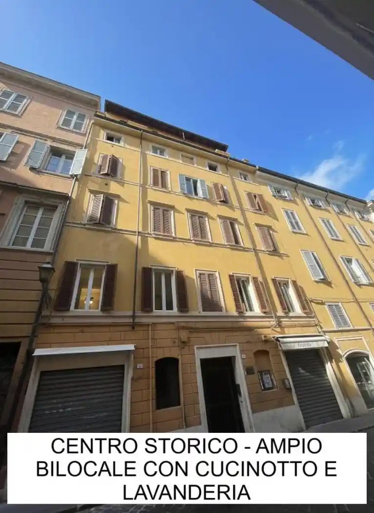 Appartamento in vendita a Modena