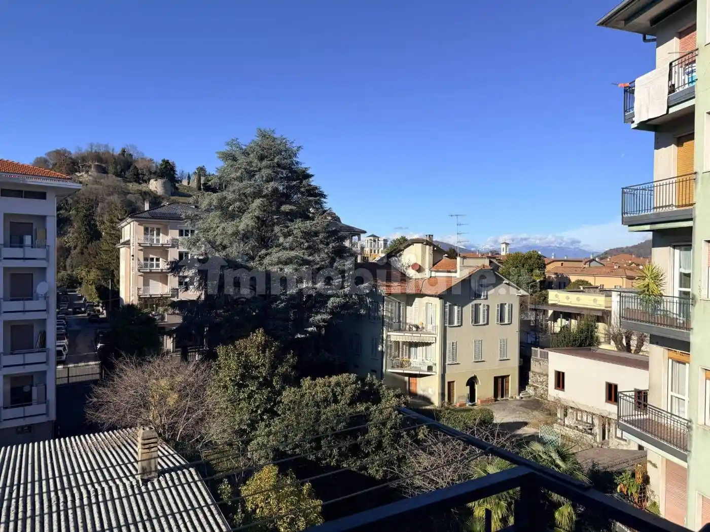 Appartamento in affitto a Arona