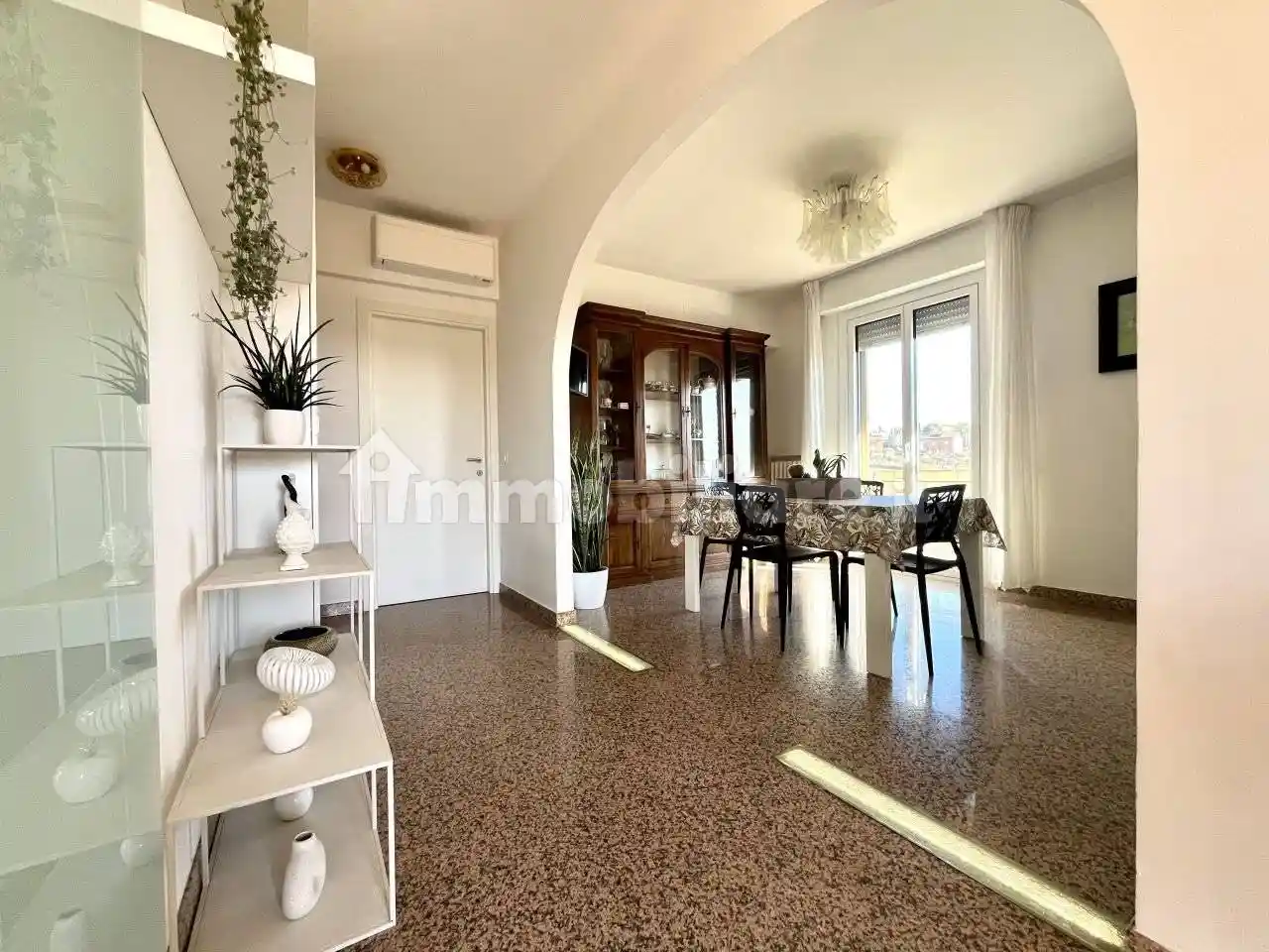 Villa in vendita a Jesi