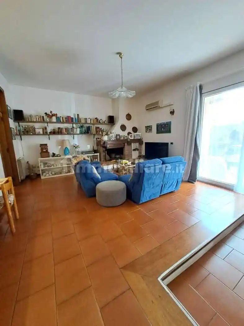 Casa indipendente in vendita a Casalecchio di Reno