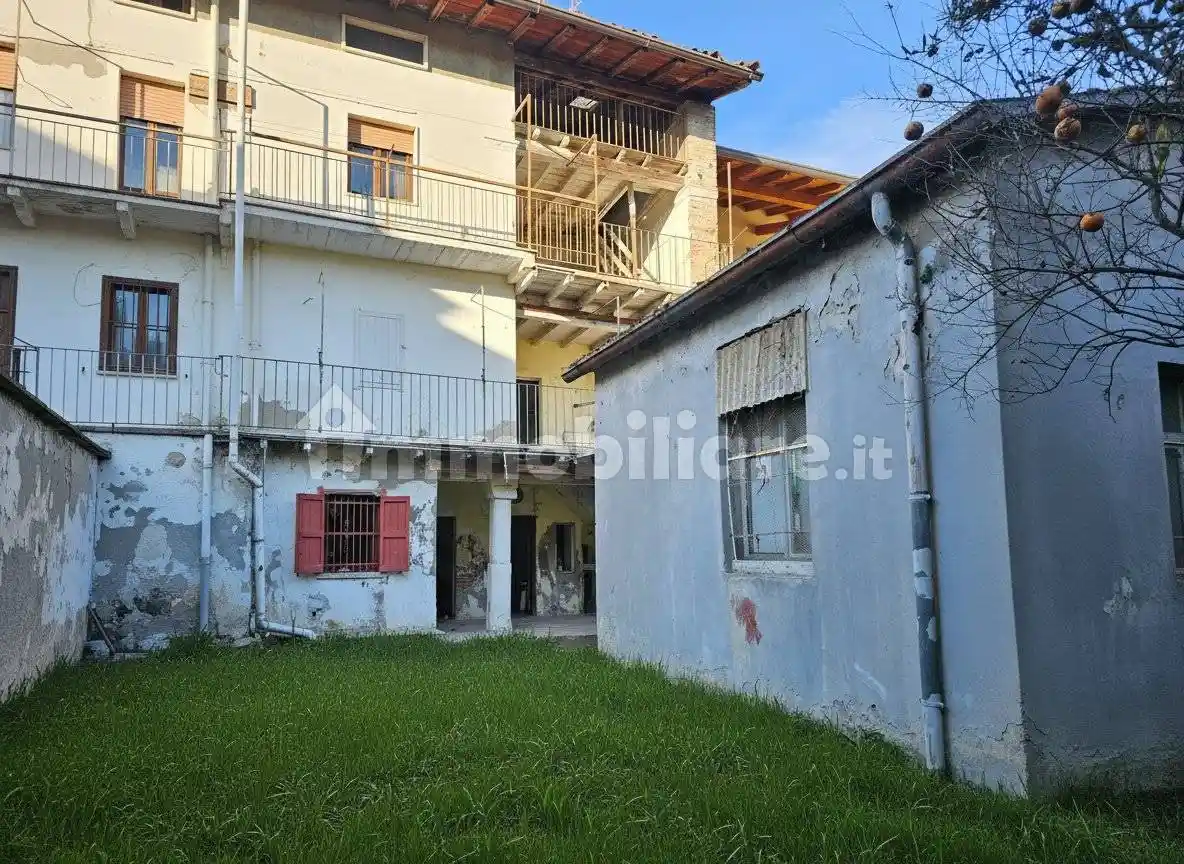 Casa indipendente in vendita a Paladina