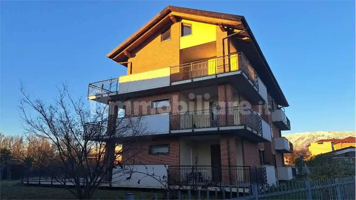 Appartamento in vendita a Robassomero