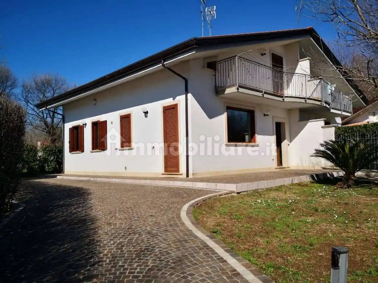 Villa in affitto a Alatri