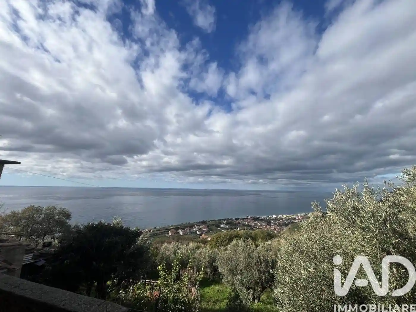 Casa indipendente in vendita a Longobardi