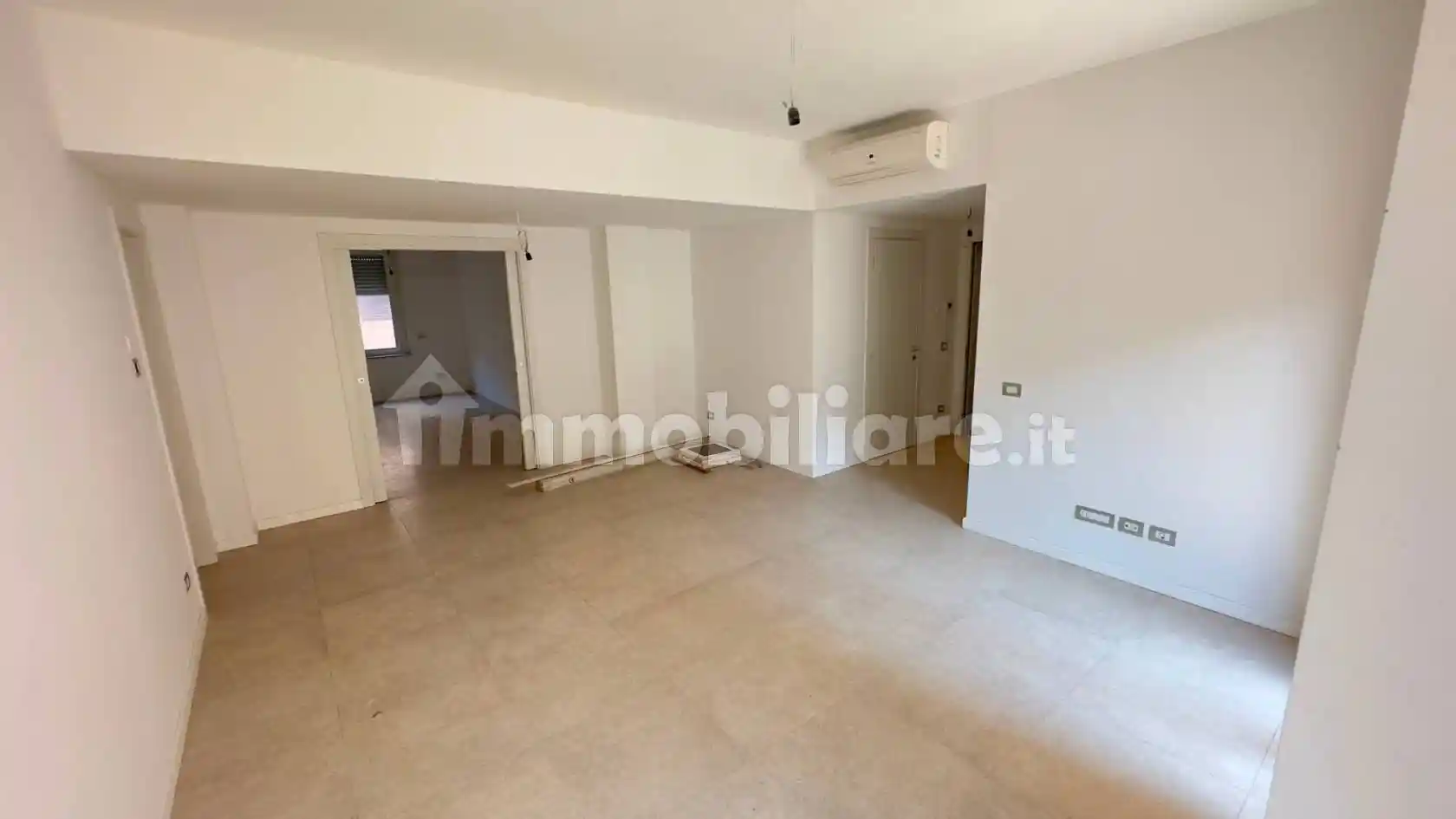 Appartamento in vendita a Piacenza