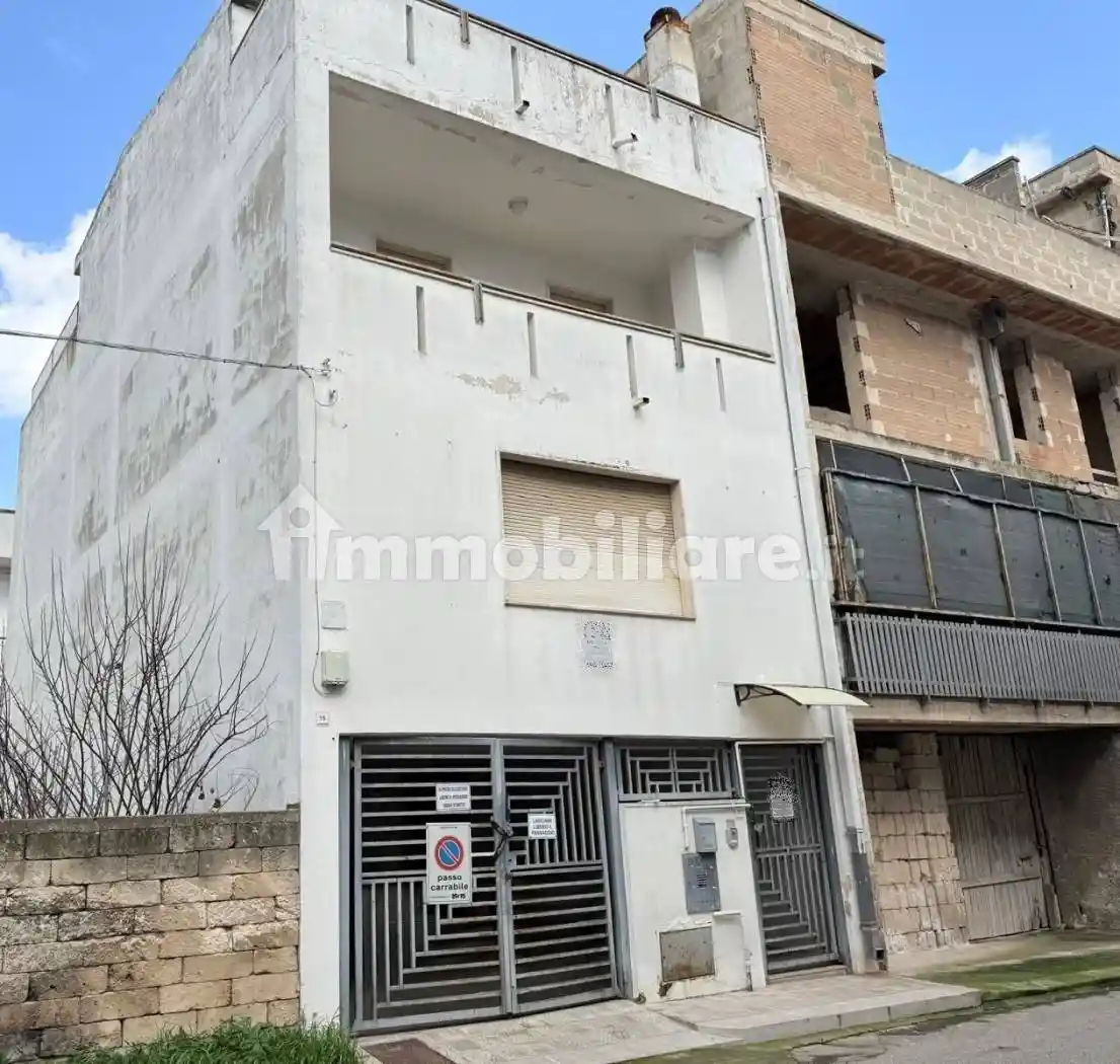 Casa indipendente in vendita a Acquaviva delle Fonti