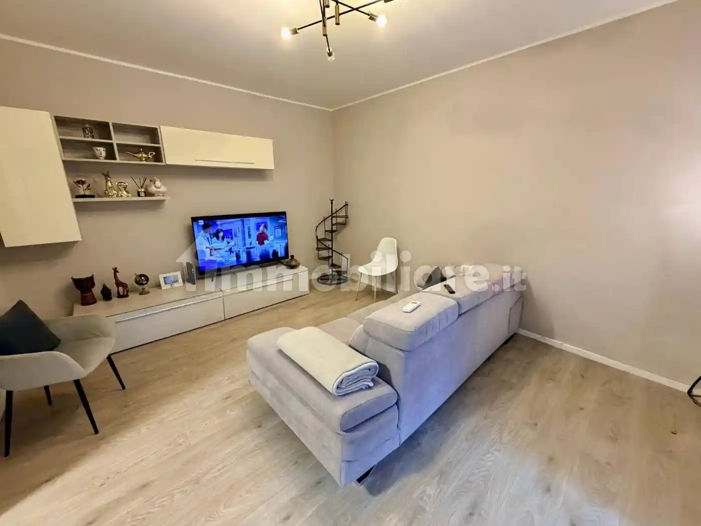 Appartamento in vendita a Piacenza