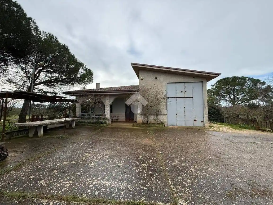 Villa in vendita a Santeramo in Colle