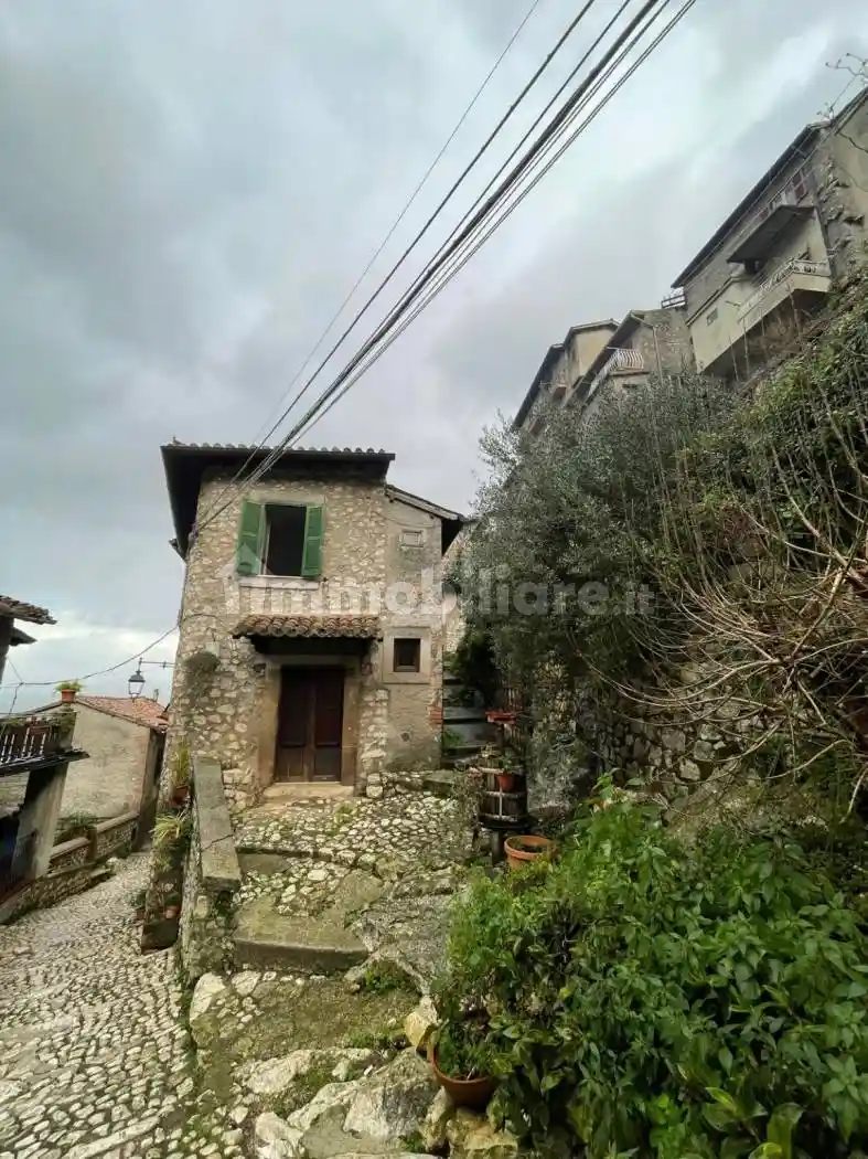 Appartamento in vendita a Artena