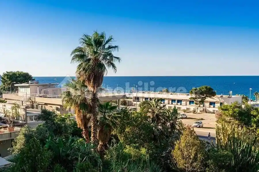 Appartamento in affitto a Palermo