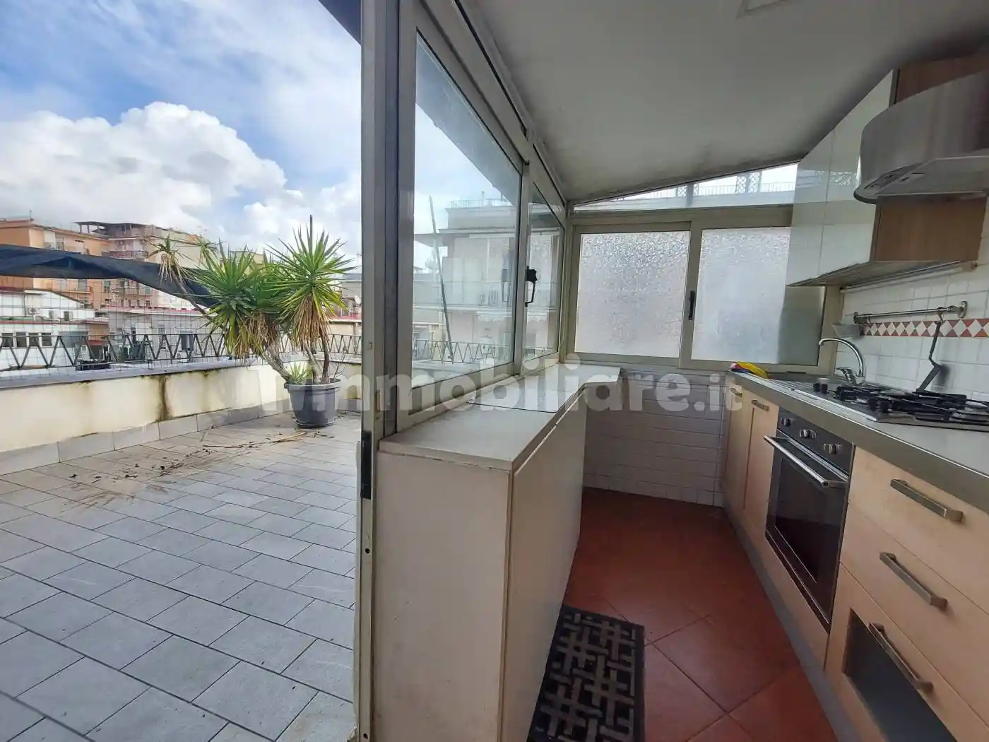 Appartamento in affitto a Napoli