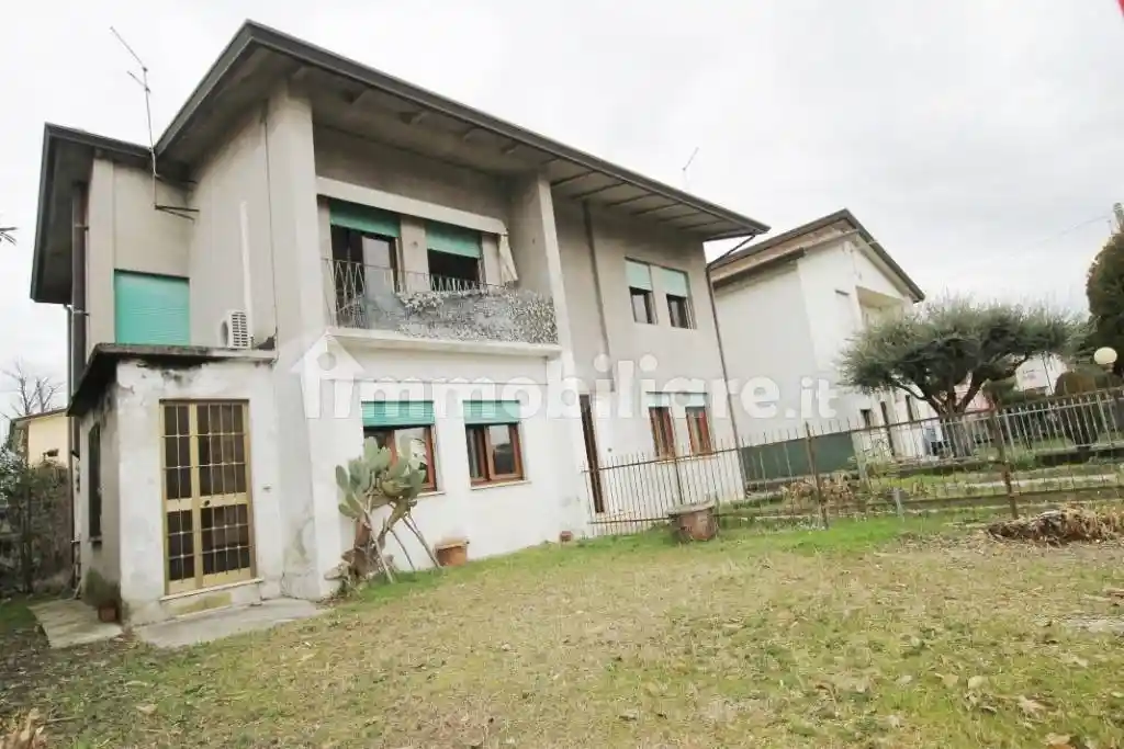 Villa in vendita a Piazzola sul Brenta