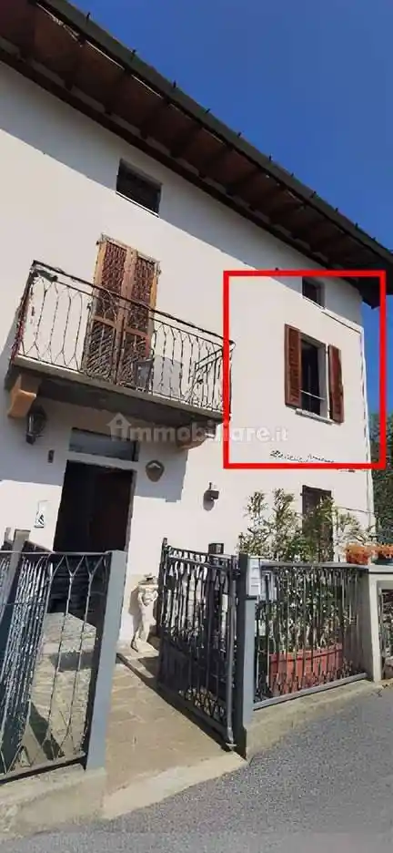 Appartamento in vendita a Brinzio