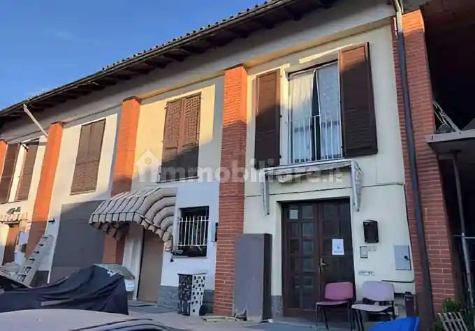 Appartamento in vendita a Venegono Superiore