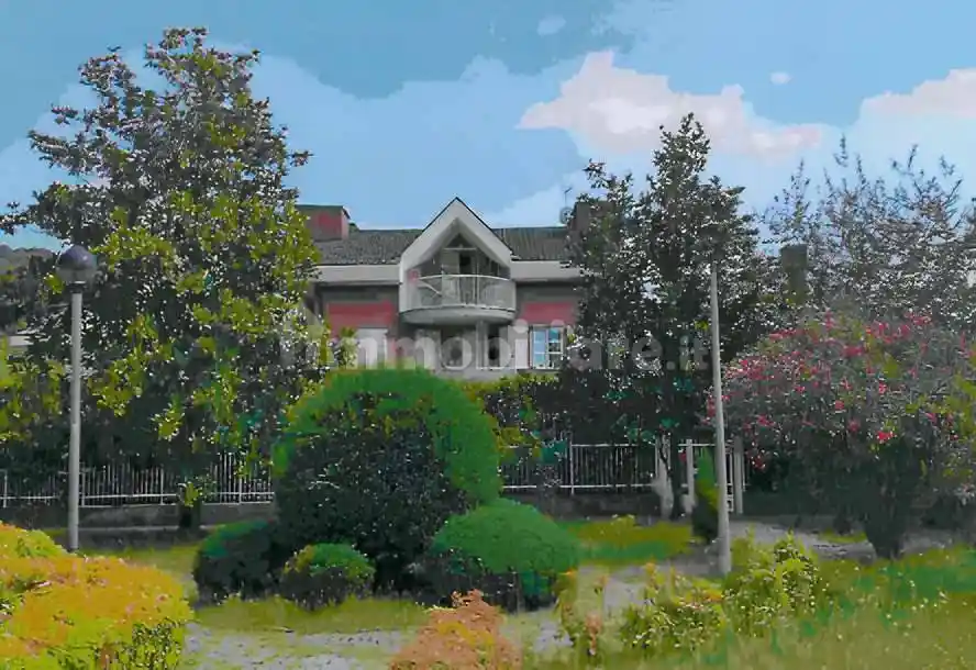 Appartamento in vendita a Malnate