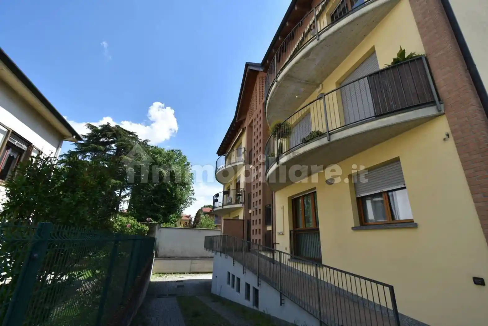 Appartamento in vendita a Bernareggio