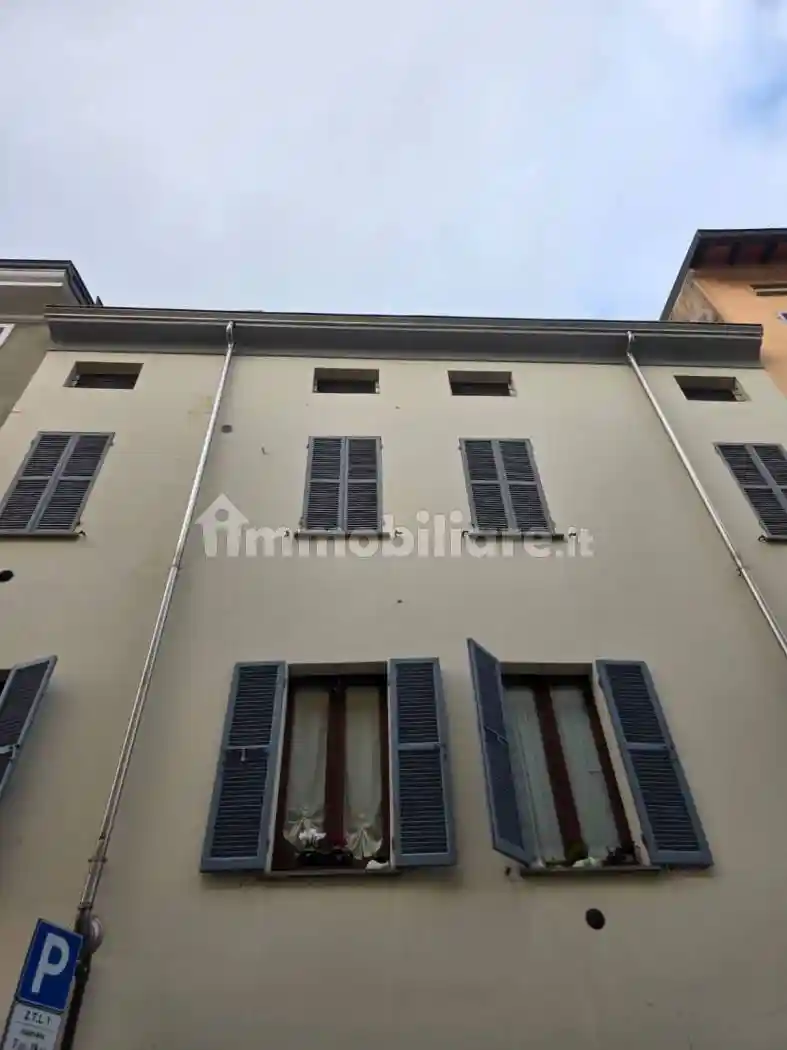 Appartamento in vendita a Parma