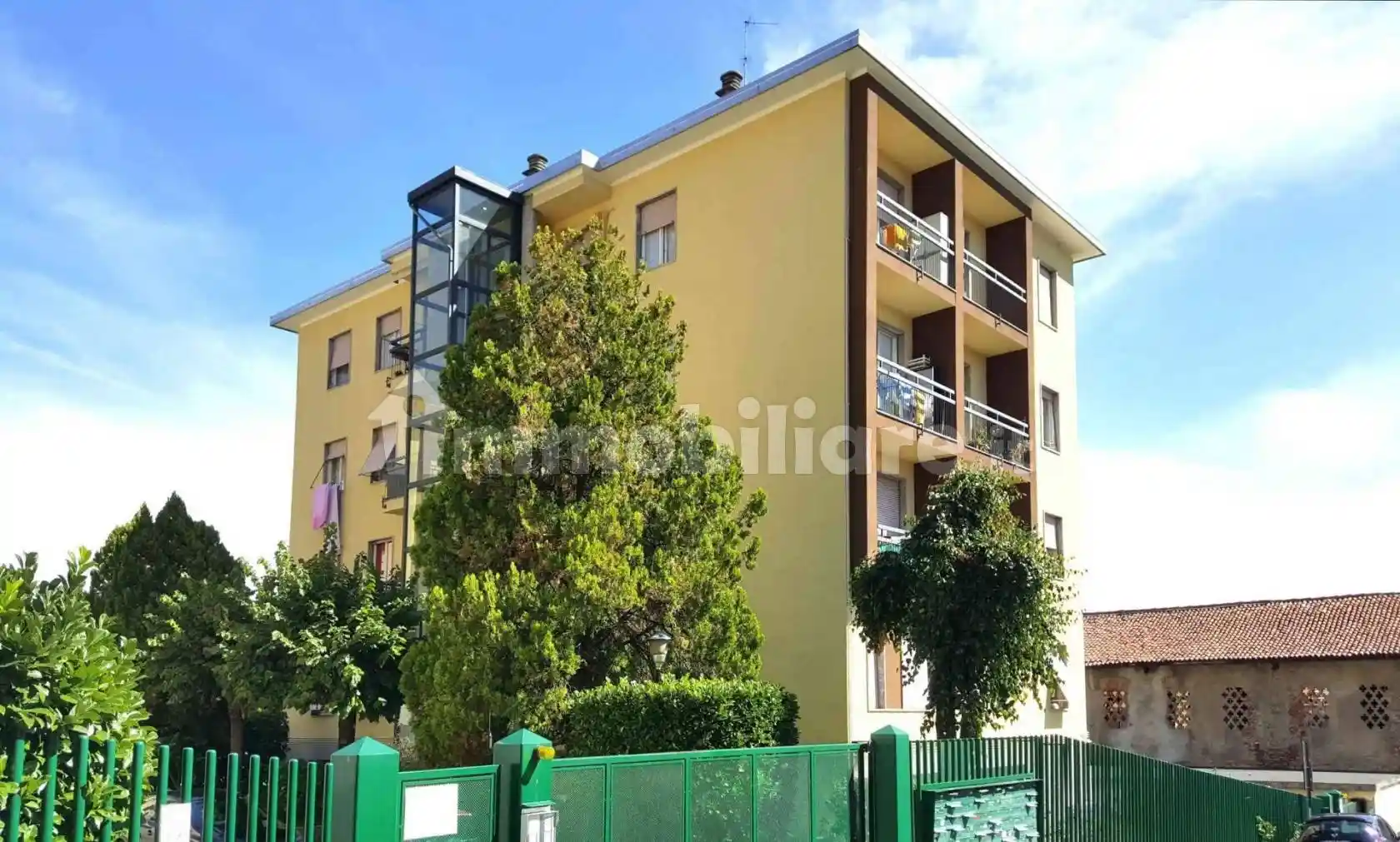 Appartamento in affitto a Montano Lucino