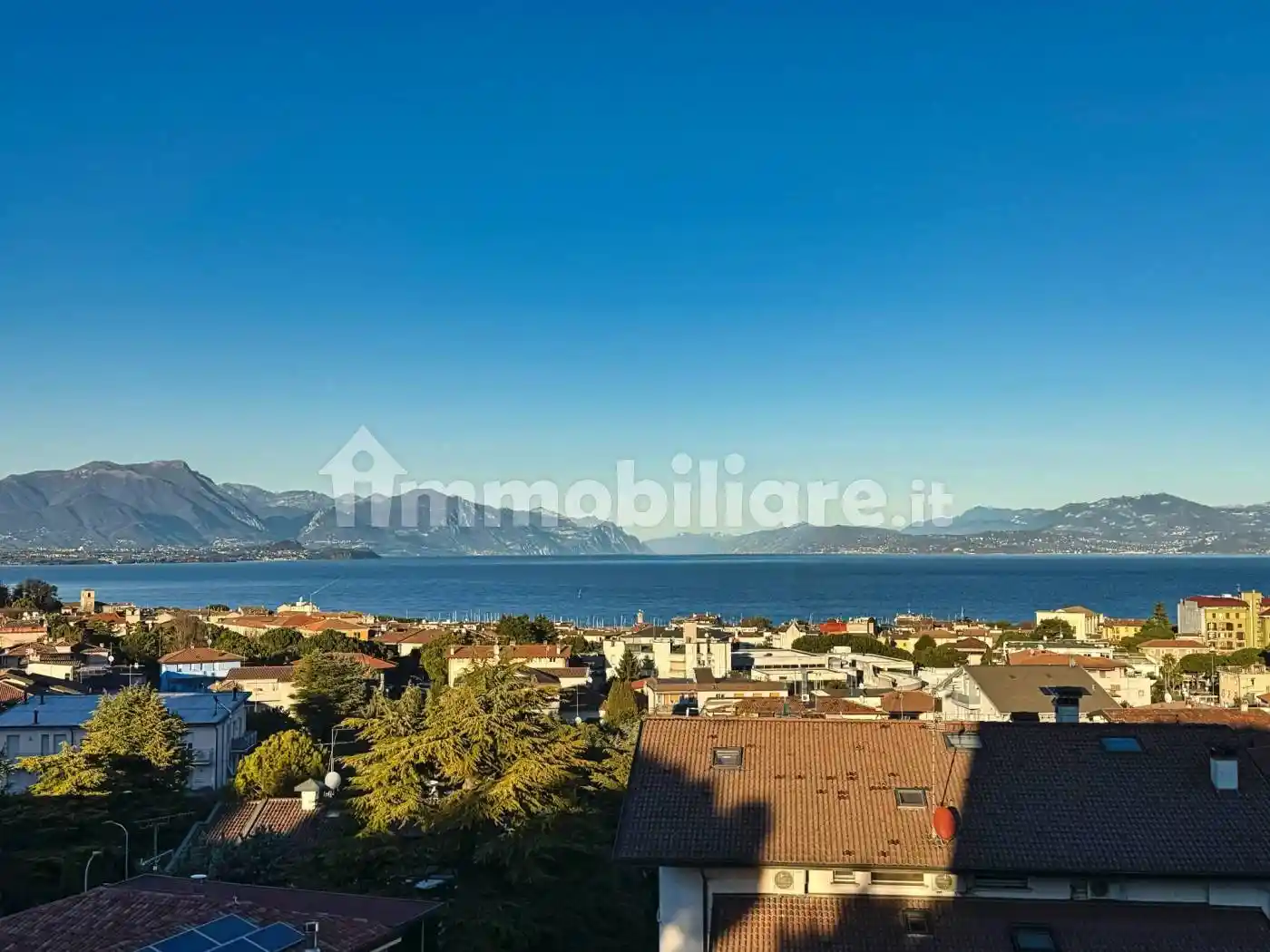 Appartamento in vendita a Desenzano del Garda