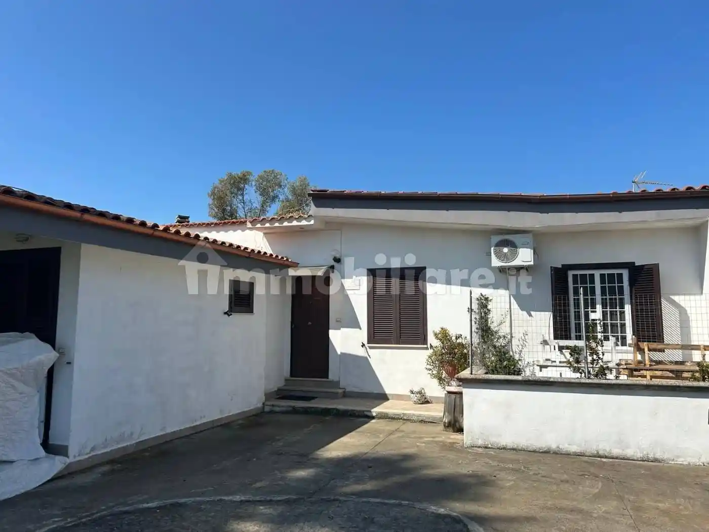 Villa in vendita a Latina