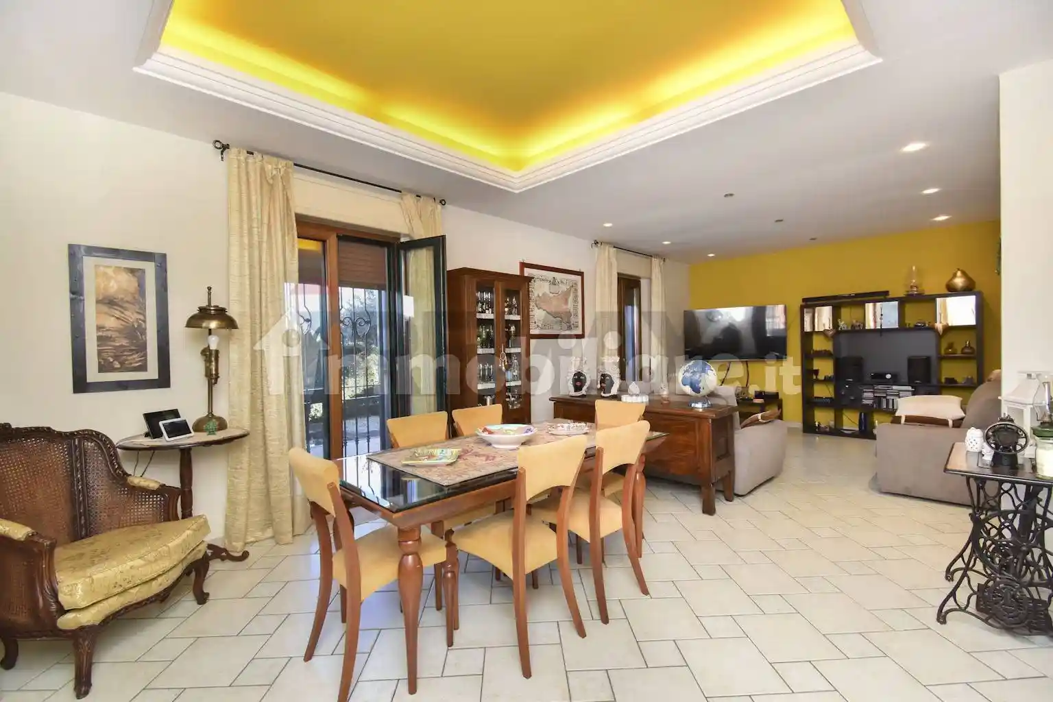 Appartamento in vendita a Aci Castello