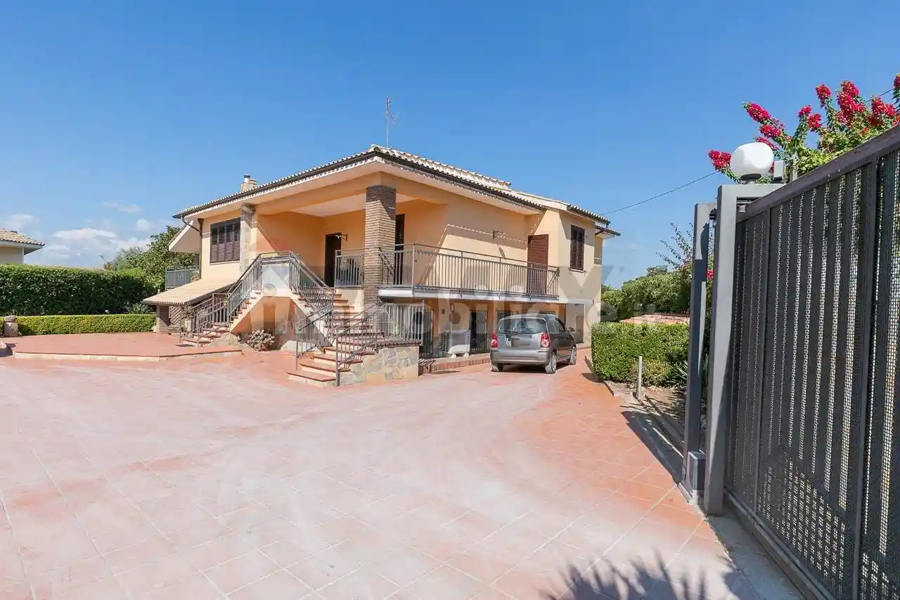 Villa in vendita a Siracusa