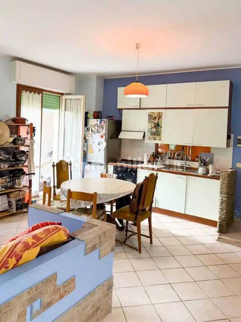 Appartamento in vendita a Falconara Marittima