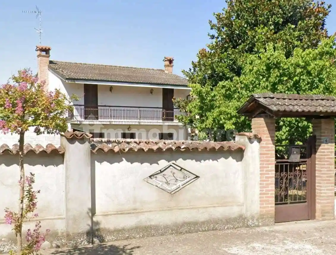 Villa in vendita a San Bassano