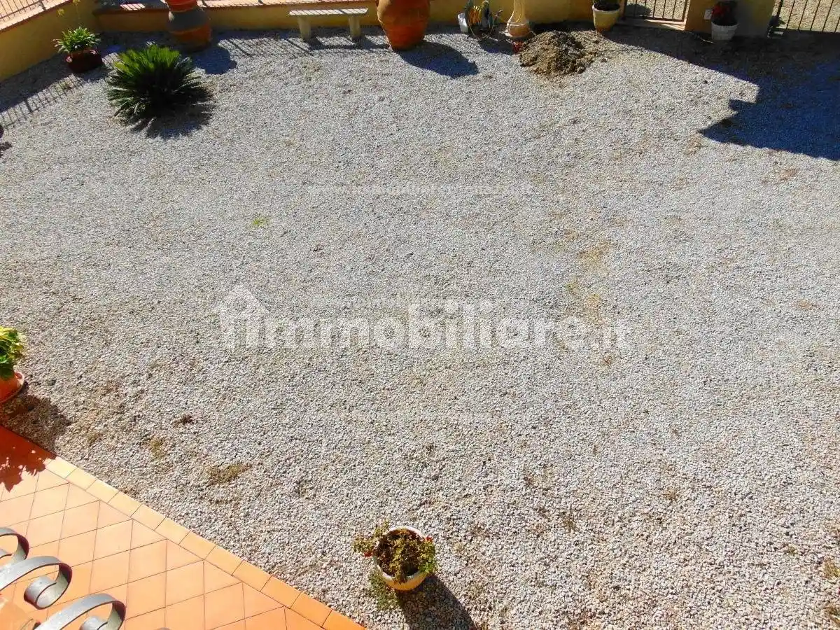 Appartamento in vendita a Gambassi Terme