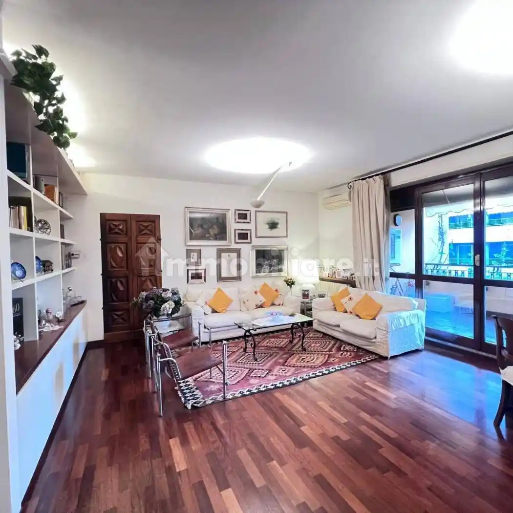 Appartamento in vendita a Monza