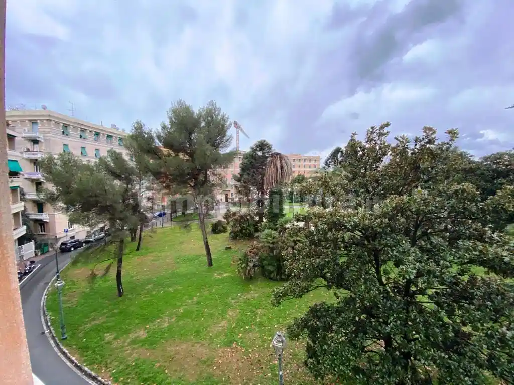 Appartamento in affitto a Genova