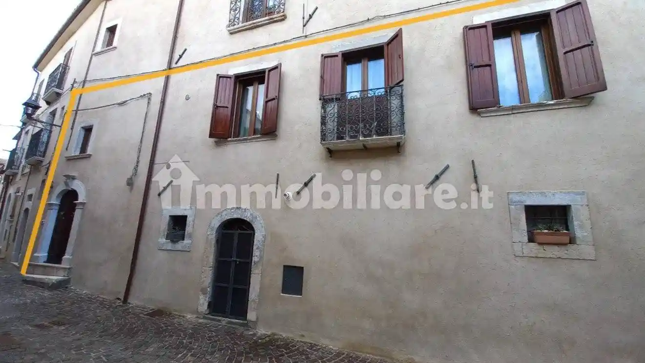 Casa indipendente in vendita a Castel del Monte