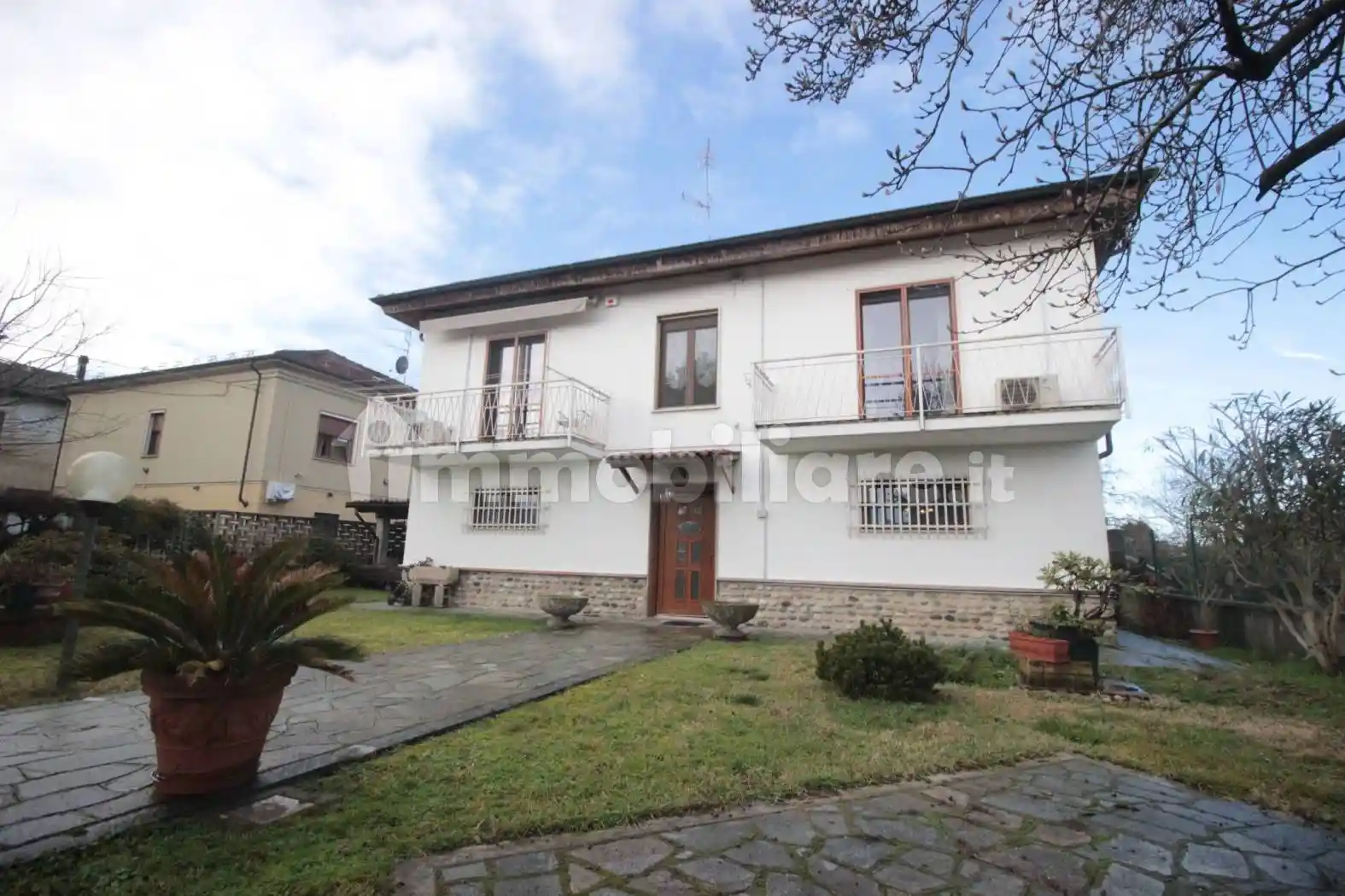 Villa in vendita a Casale Monferrato