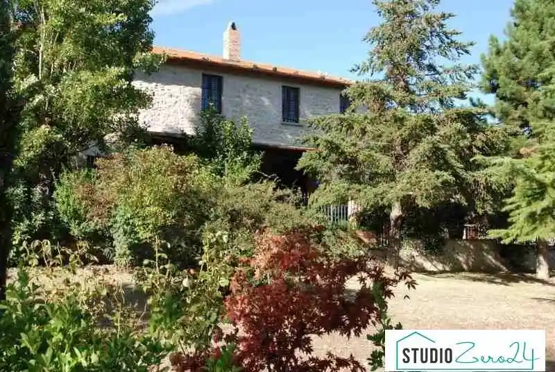 Rustico - Casale in vendita a Amelia