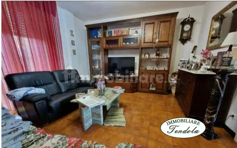 Appartamento in vendita a Luni