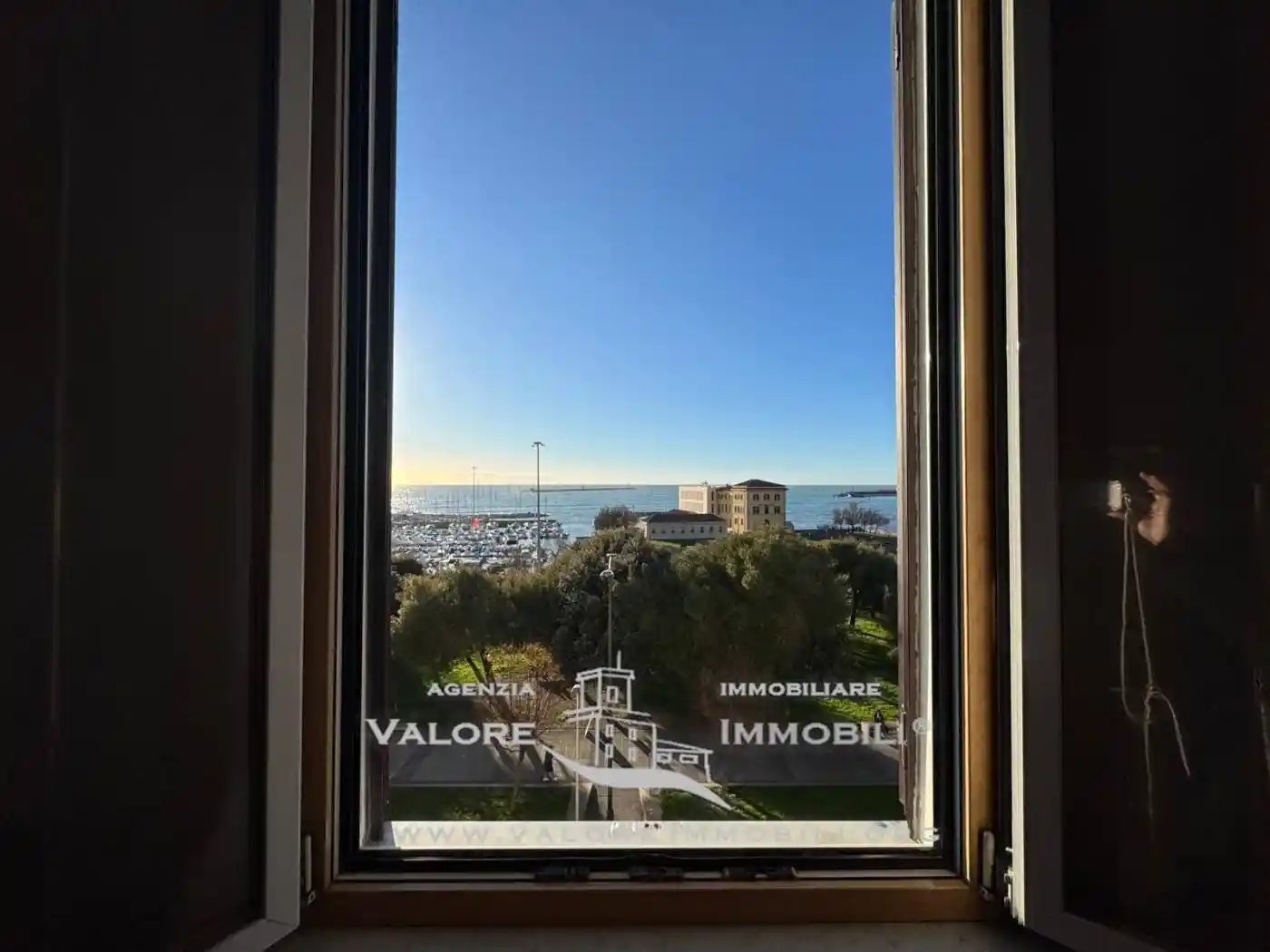 Appartamento in vendita a Livorno